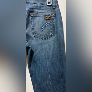Joes Joe’s jeans socialite in Med Bashi. Size 27. Y2K low rise bootcut